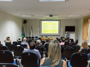 Programa de Pós-Graduação em Desenvolvimento Sustentável e Extensão realiza seminário na UFLA